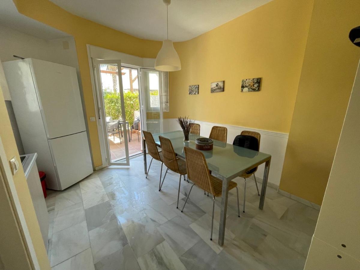 Hochwertiges Haus In Wunderschoener Golf Anlage Am Meer Rota Extérieur photo