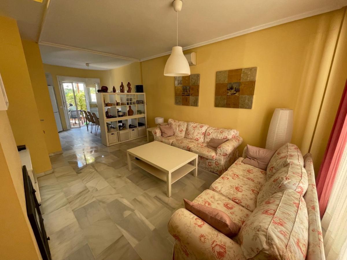 Hochwertiges Haus In Wunderschoener Golf Anlage Am Meer Rota Extérieur photo